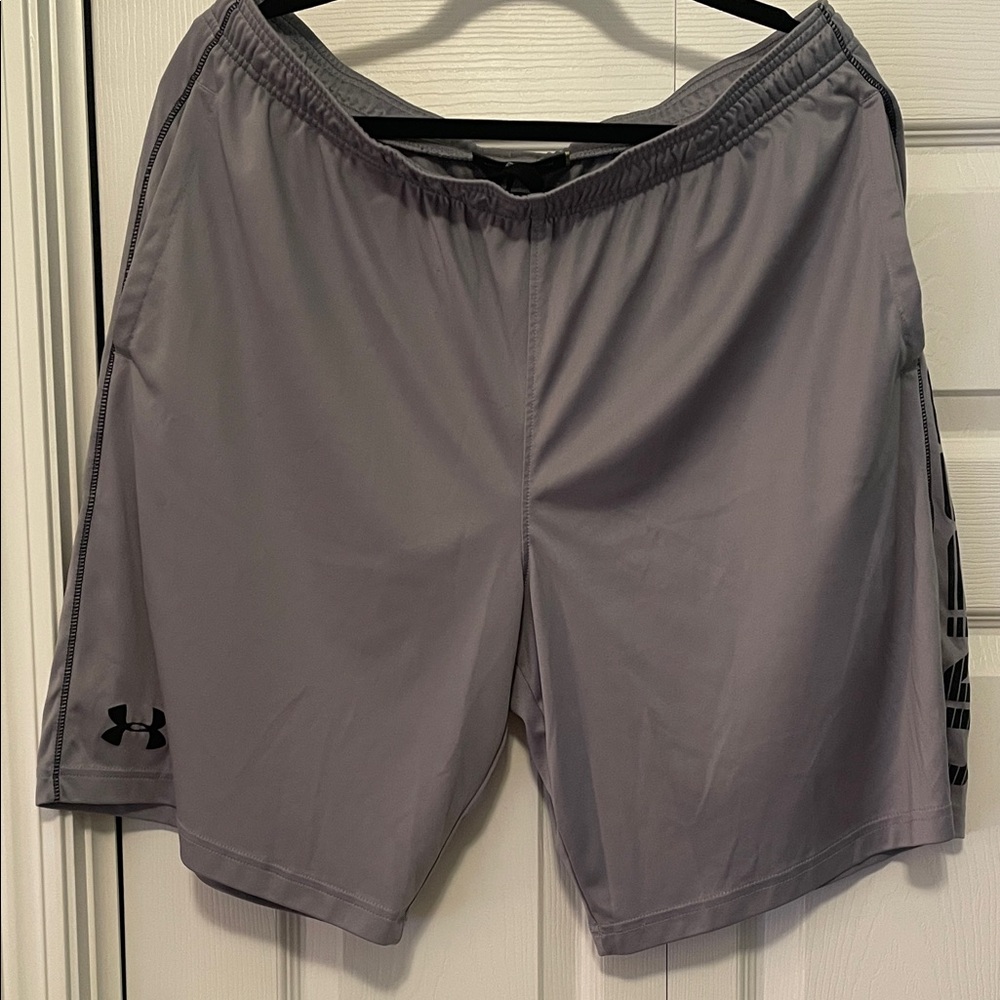 Like New Under Armour Men's Grey Athletic Shorts. Size 2XL